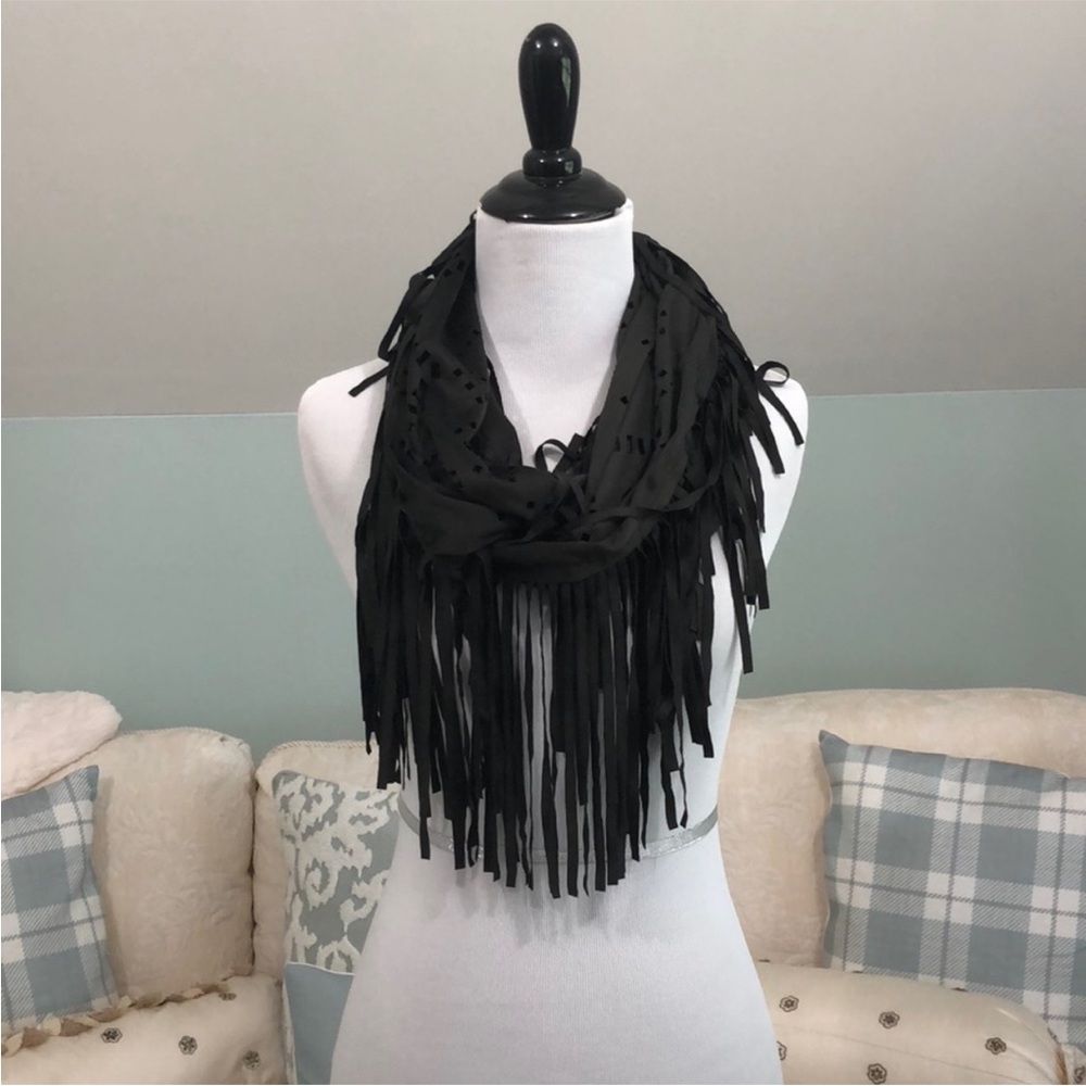 NWT | Justin&Taylor Black Faux Suede Infinity Scarf with Fringe